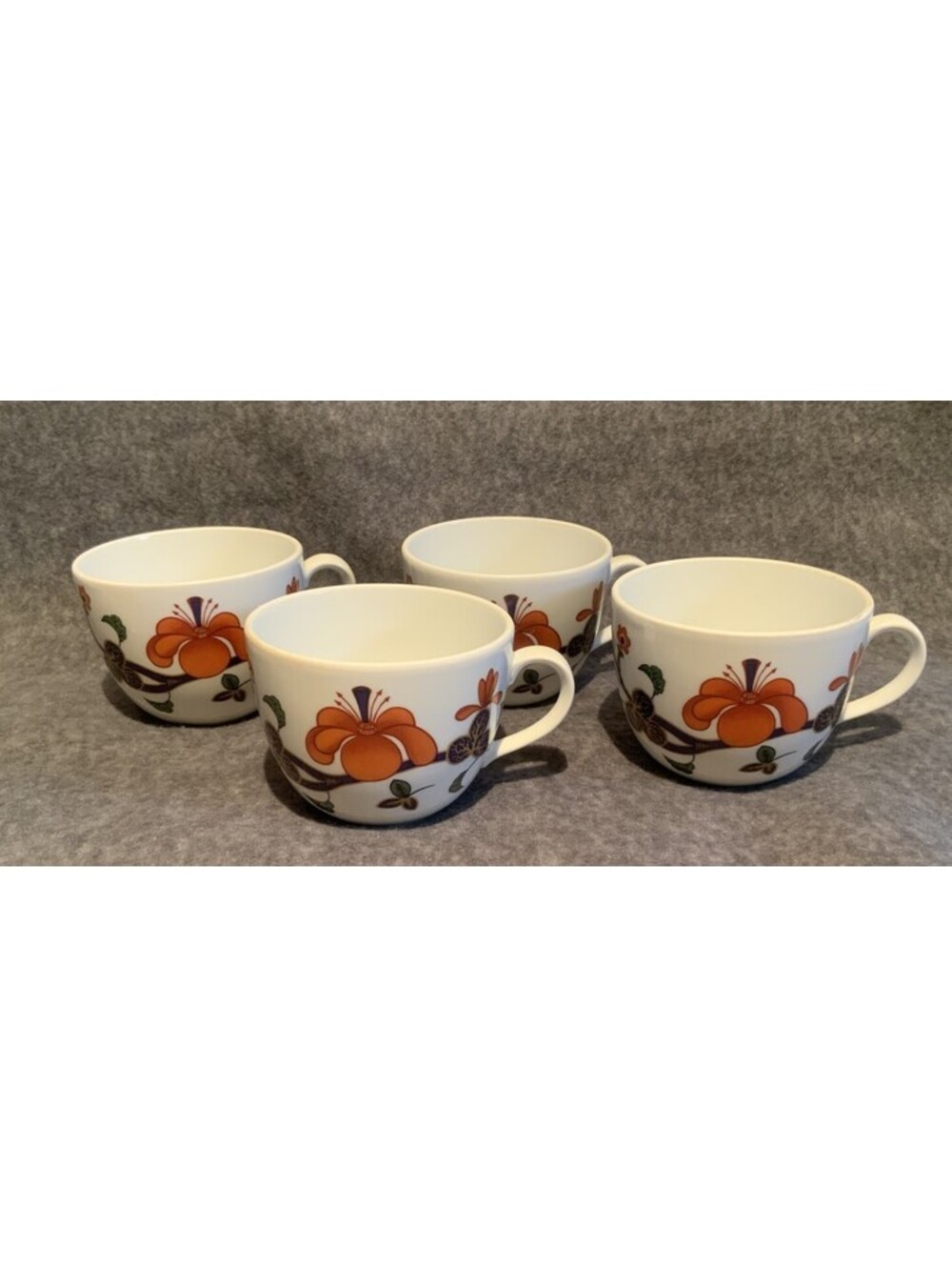 Vintage 1979 English Royal Worcester Porcelain Grainger Imari Cups - Set of Four
